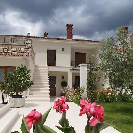 Haus Silvia Apartamento Rovinj Exterior foto