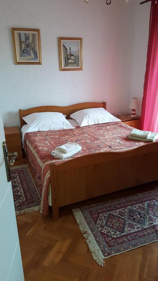 Haus Silvia Apartamento Rovinj Exterior foto