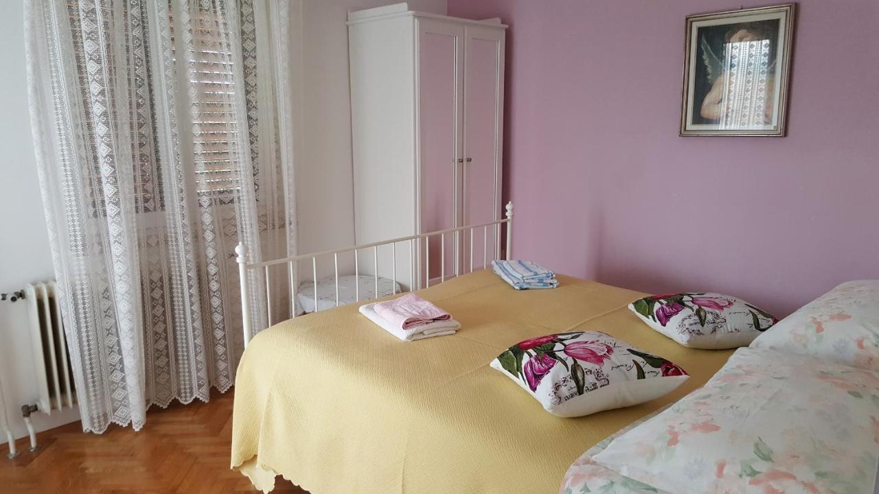 Haus Silvia Apartamento Rovinj Exterior foto