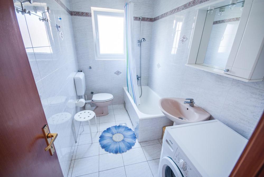 Haus Silvia Apartamento Rovinj Exterior foto