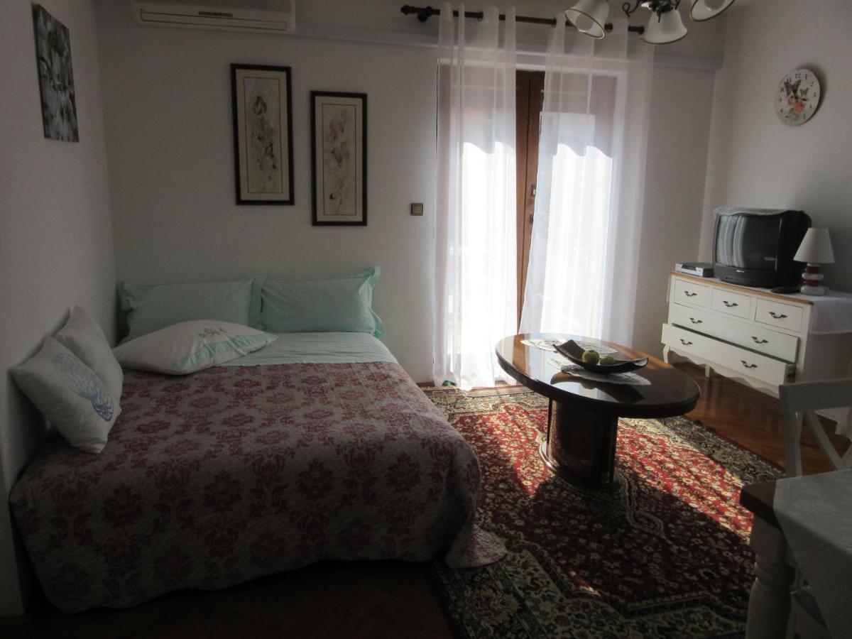 Haus Silvia Apartamento Rovinj Exterior foto