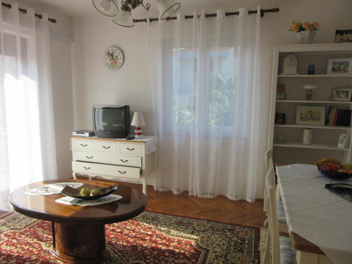 Haus Silvia Apartamento Rovinj Exterior foto
