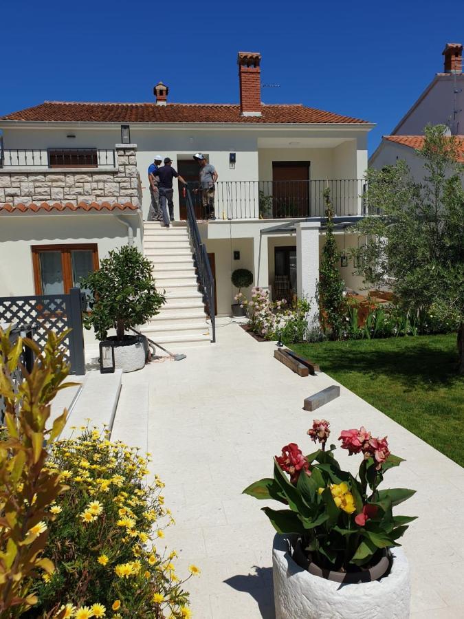 Haus Silvia Apartamento Rovinj Exterior foto