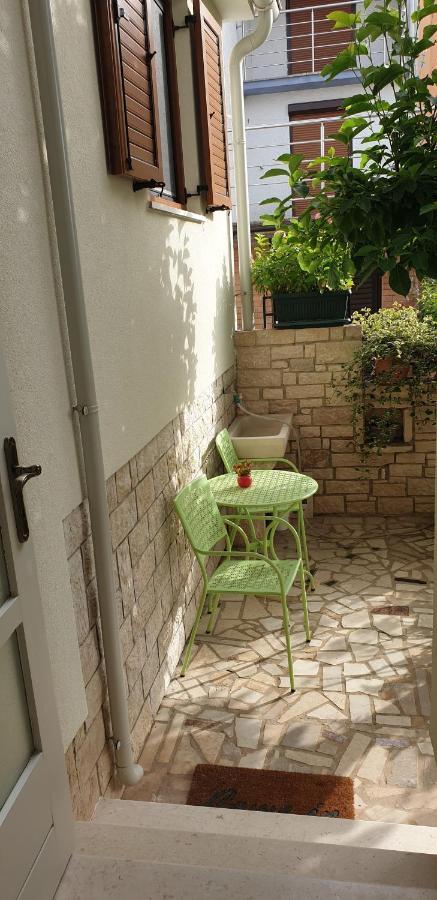 Haus Silvia Apartamento Rovinj Exterior foto
